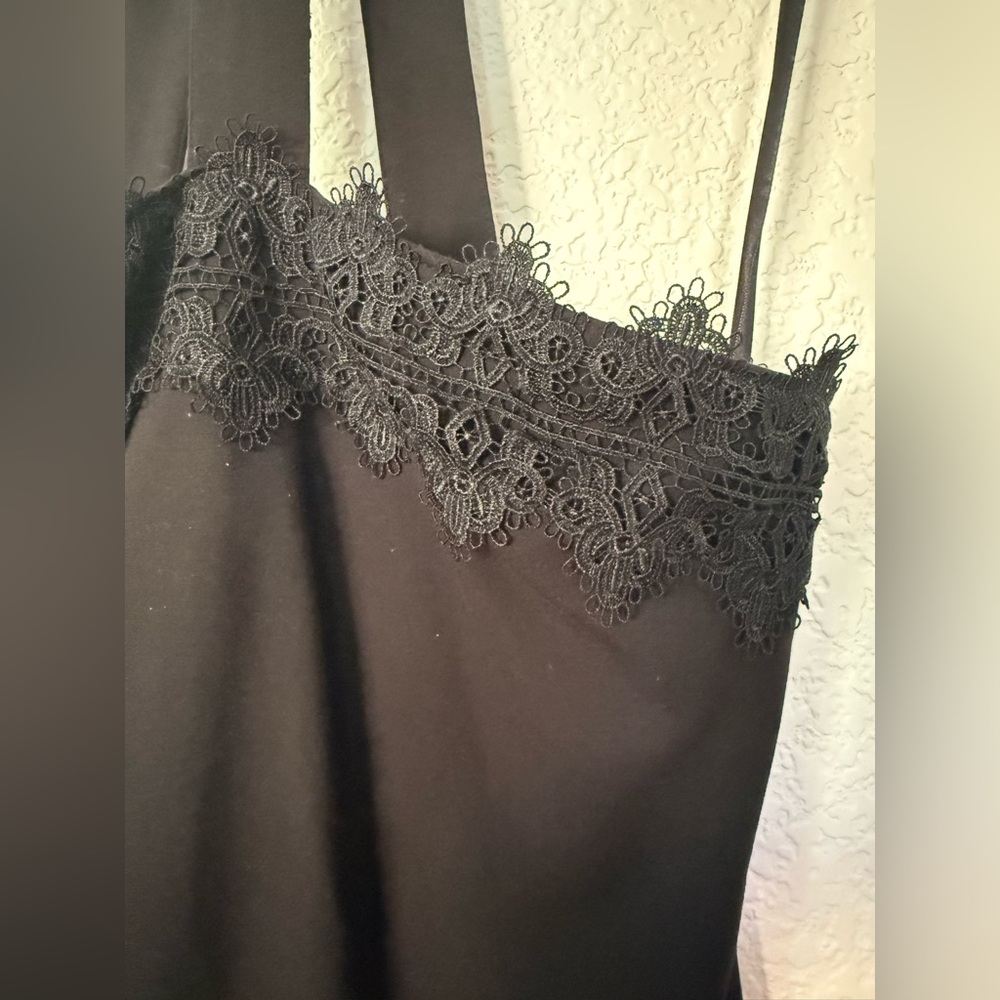 Marciano Black Lace-Trim Halter Style Evening Dress - Picture 5 of 16
